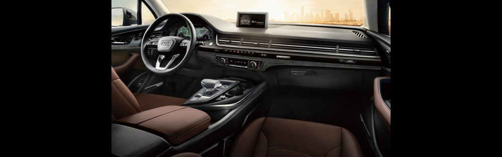 Q7 Interior v2